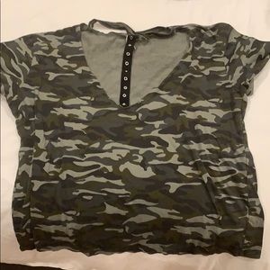 Camo over sized tee